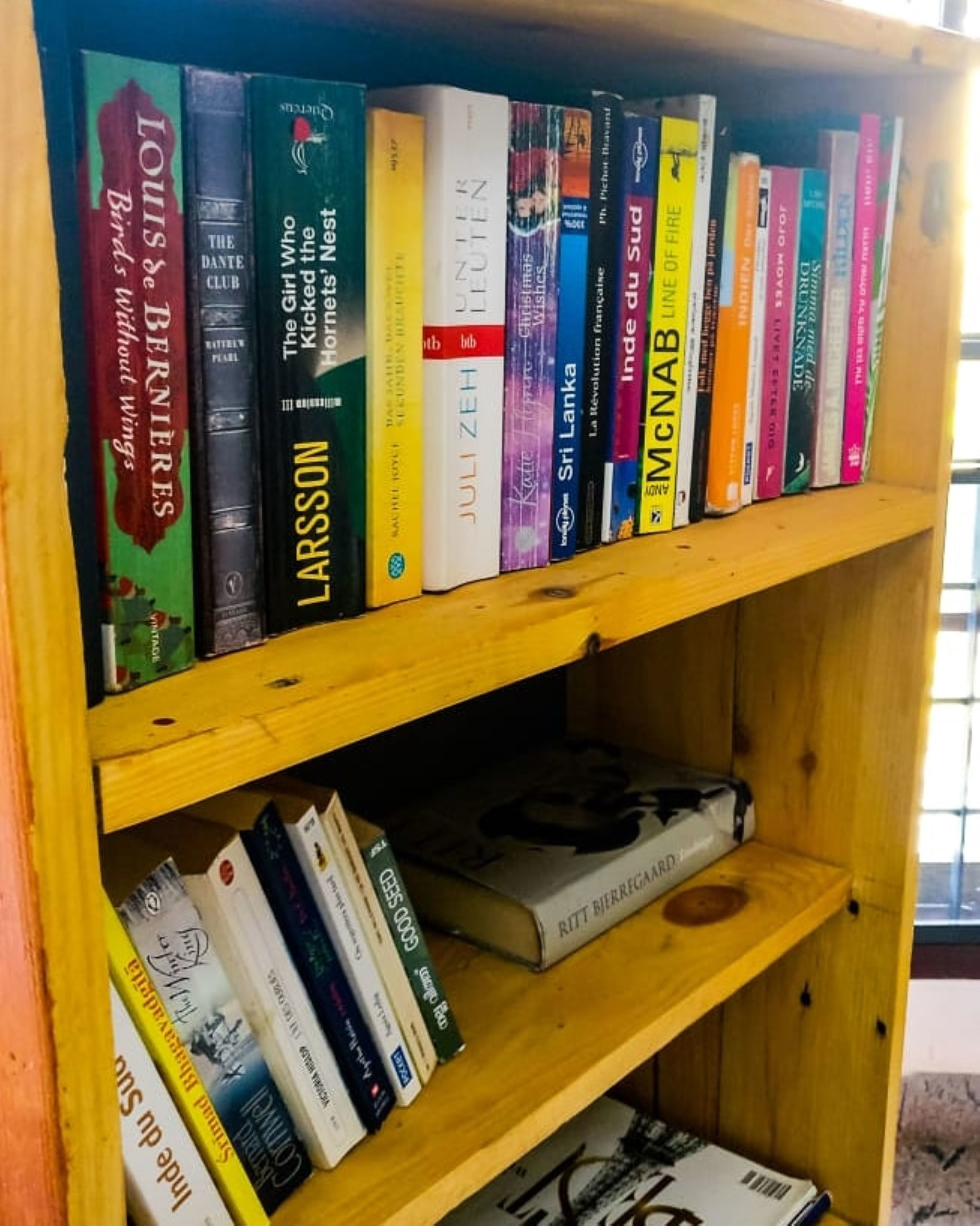 30-inch flat-screen tv with digital channels, tv