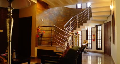 Fortkochi Beach Inn