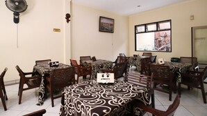 مطعم