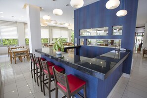 Snack bar - Cilek Marina Hotel (Cesme)