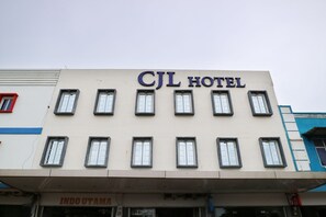 Mặt tiền nơi lưu trú