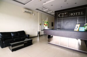Reception - Hotel CJL (Batam)