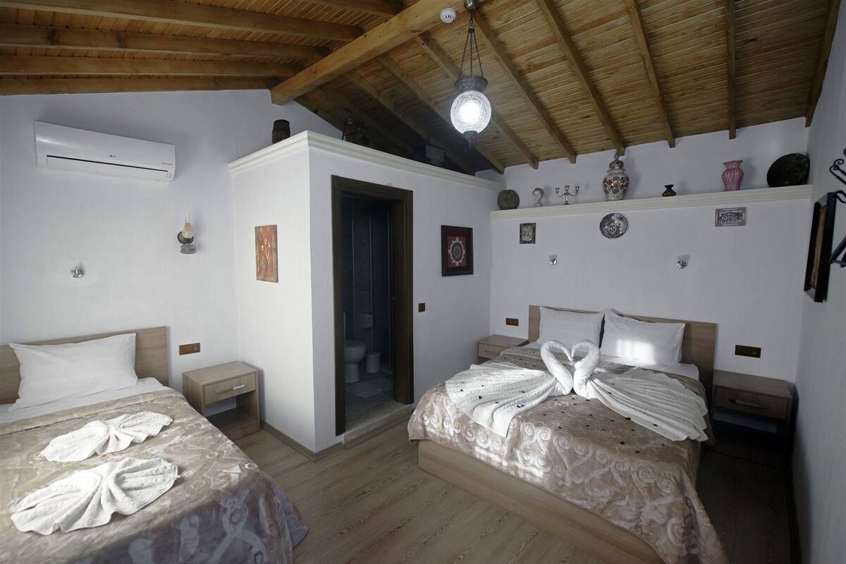 Desk, iron/ironing board, cots/infant beds, free WiFi