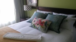 Family Studio, Accessible, Kitchenette | Premium bedding, Tempur-Pedic beds, individually decorated - Mapo Zulu Lodge (Modimolle)