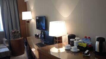 Executive Twin Room | Minibar