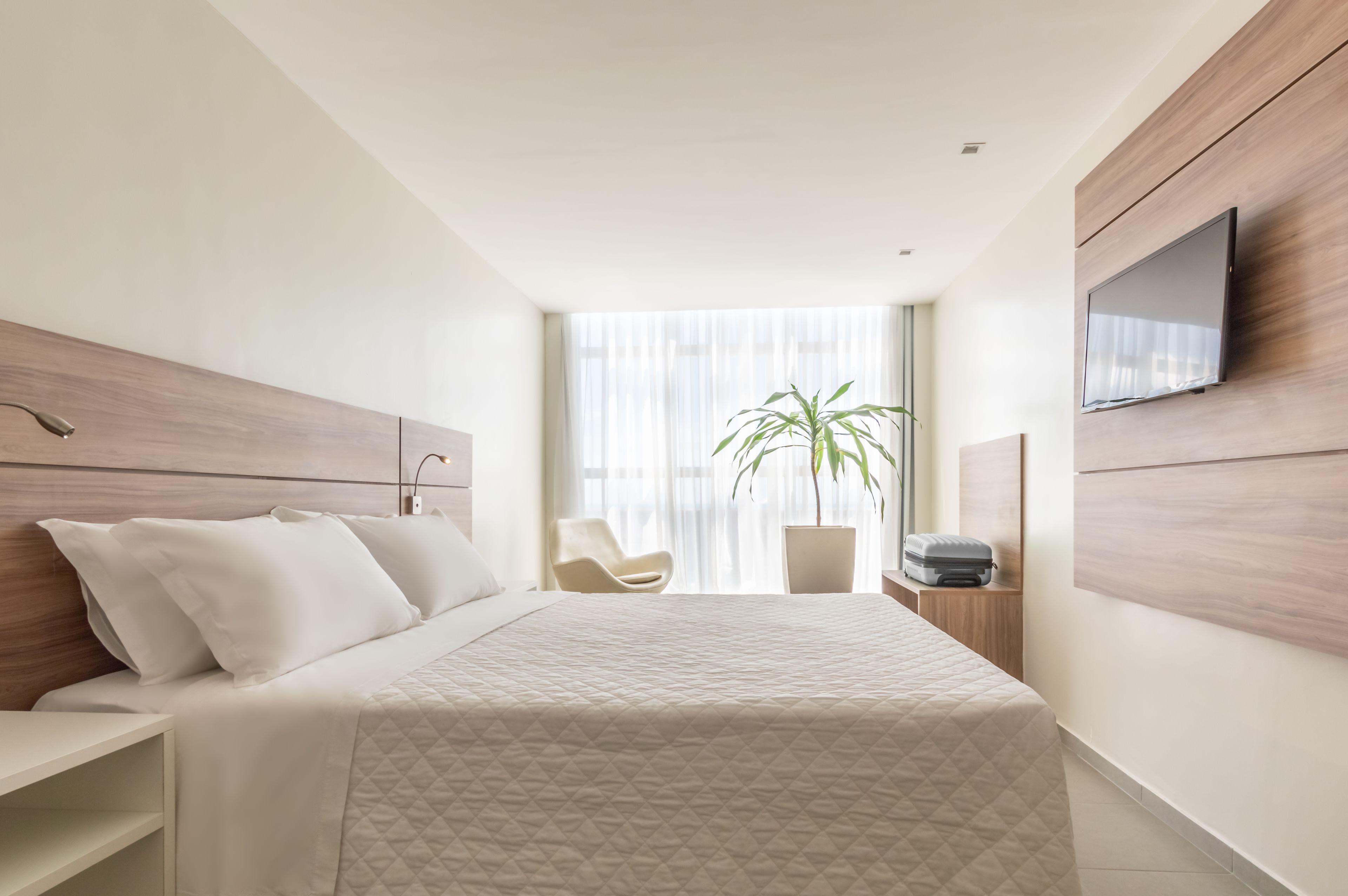 Minibar y caja de seguridad en la habitación 