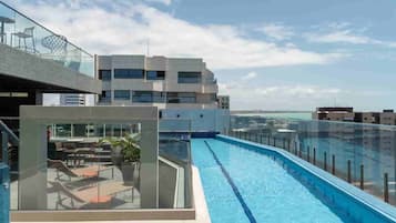 Piscina externa