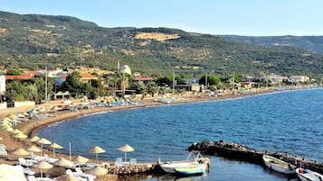 Beach nearby, free beach cabanas, beach umbrellas