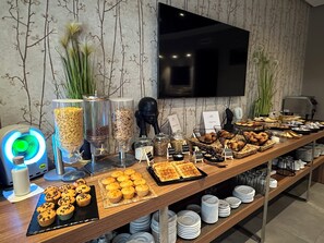 Breakfast buffet