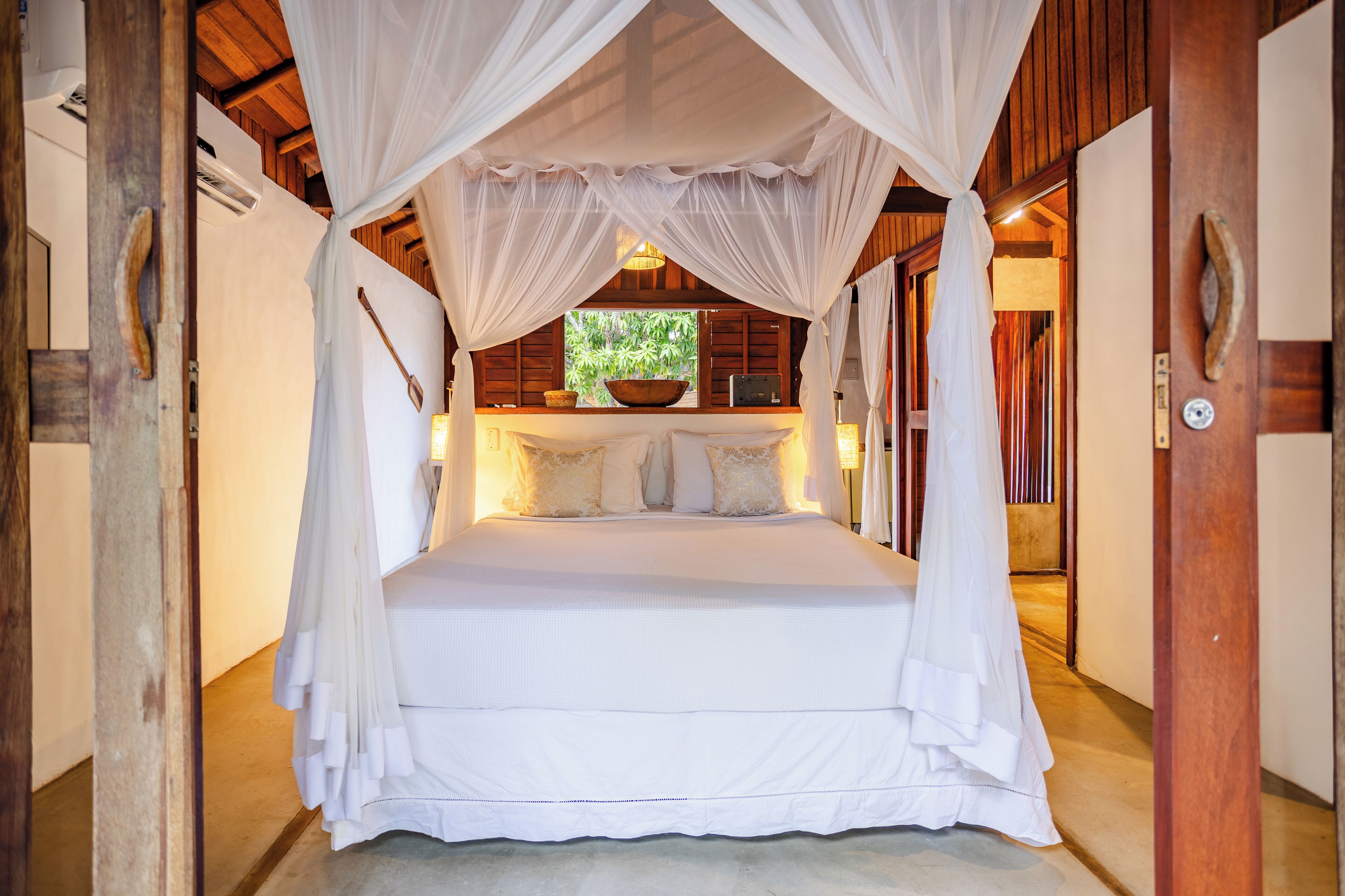 Comfort Bungalow, Garden Area | Minibar, in-room safe, blackout curtains, free WiFi