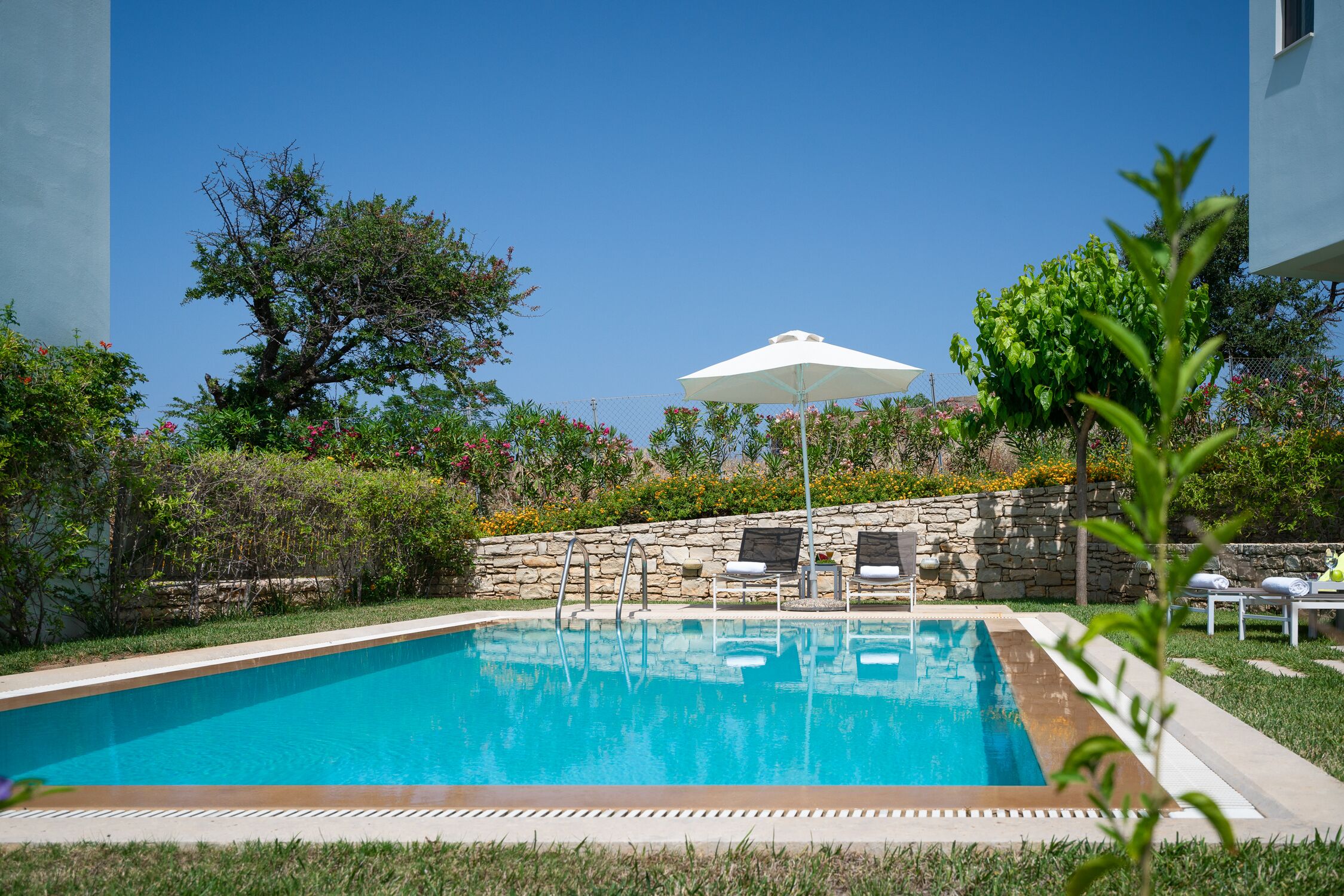 別墅 (Giasemi) | 露台/庭院