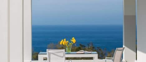 Villa (Arismari) | Terrace/patio