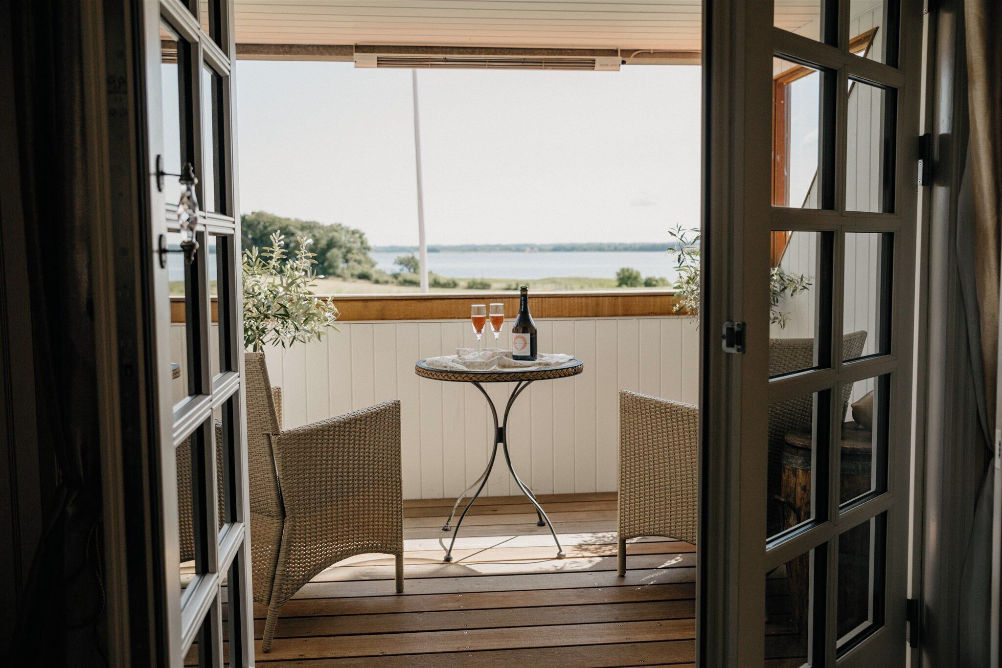 Deluxe Suite, 1 King Bed with Sofa bed, Balcony, Beach View | Terrace/patio