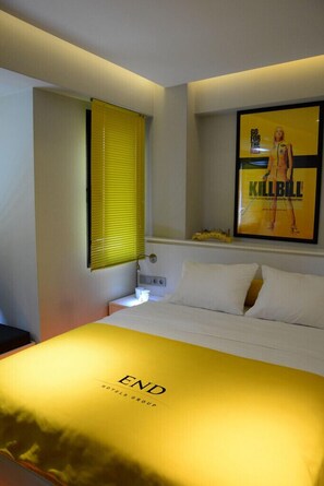 Minibar, coffres-forts dans les chambres, bureau, Wi-Fi gratuit