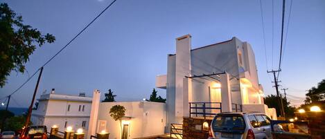 Front of property - evening/night