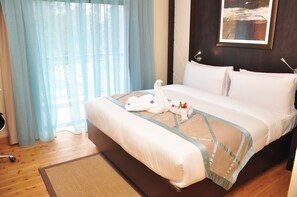 Deluxe-Suite, Blick auf den Golfplatz | Zimmerausstattung