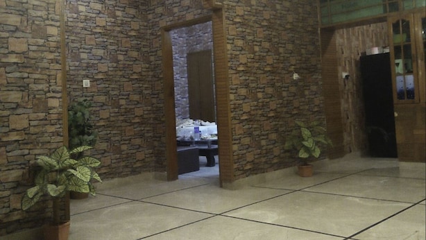 Unclassified image, 1 of 35, button - Elegant Palace Guest House (Karachi)