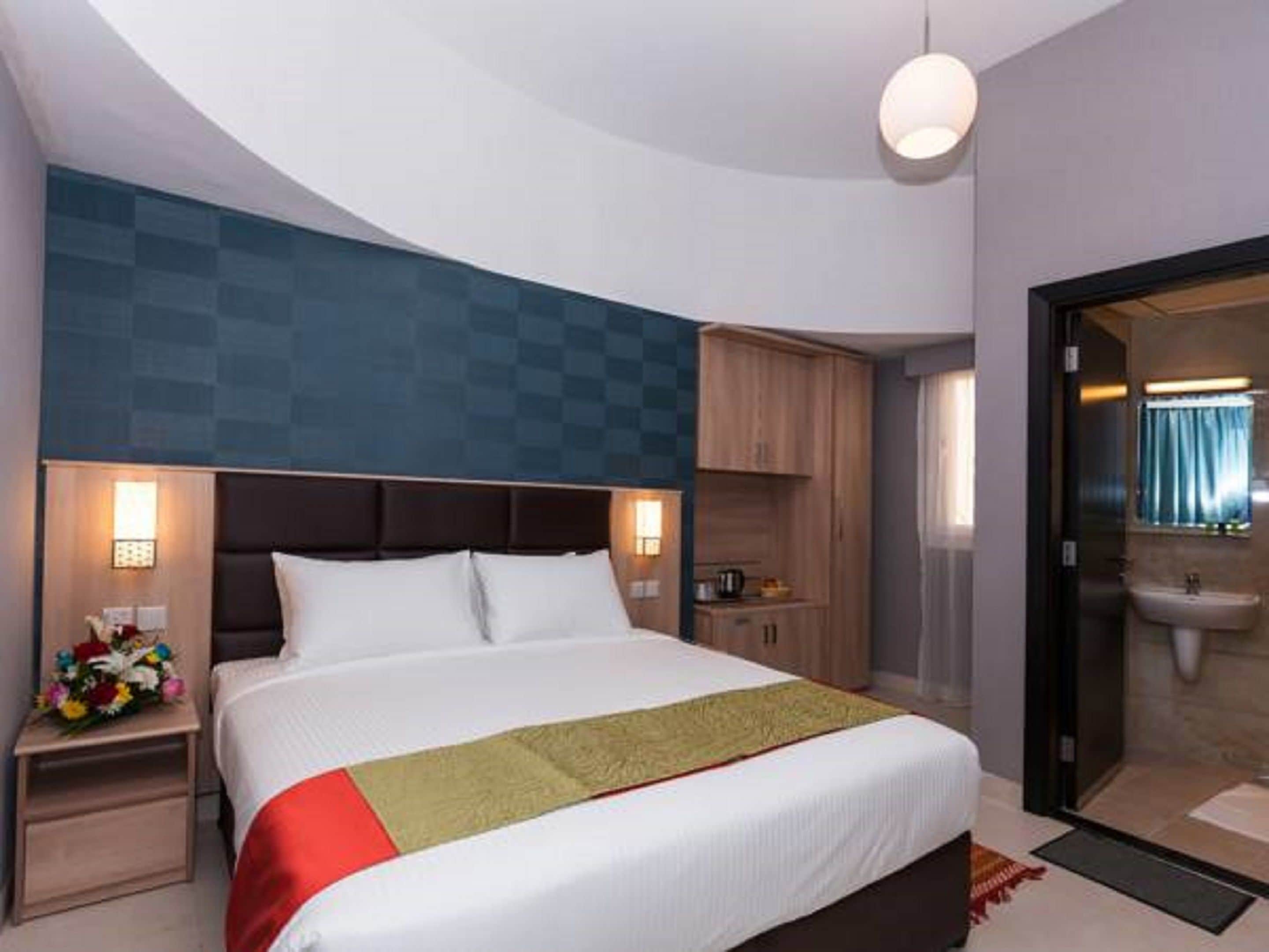 Photo - Florida Square Hotel (Previously known Flora Square Hotel)