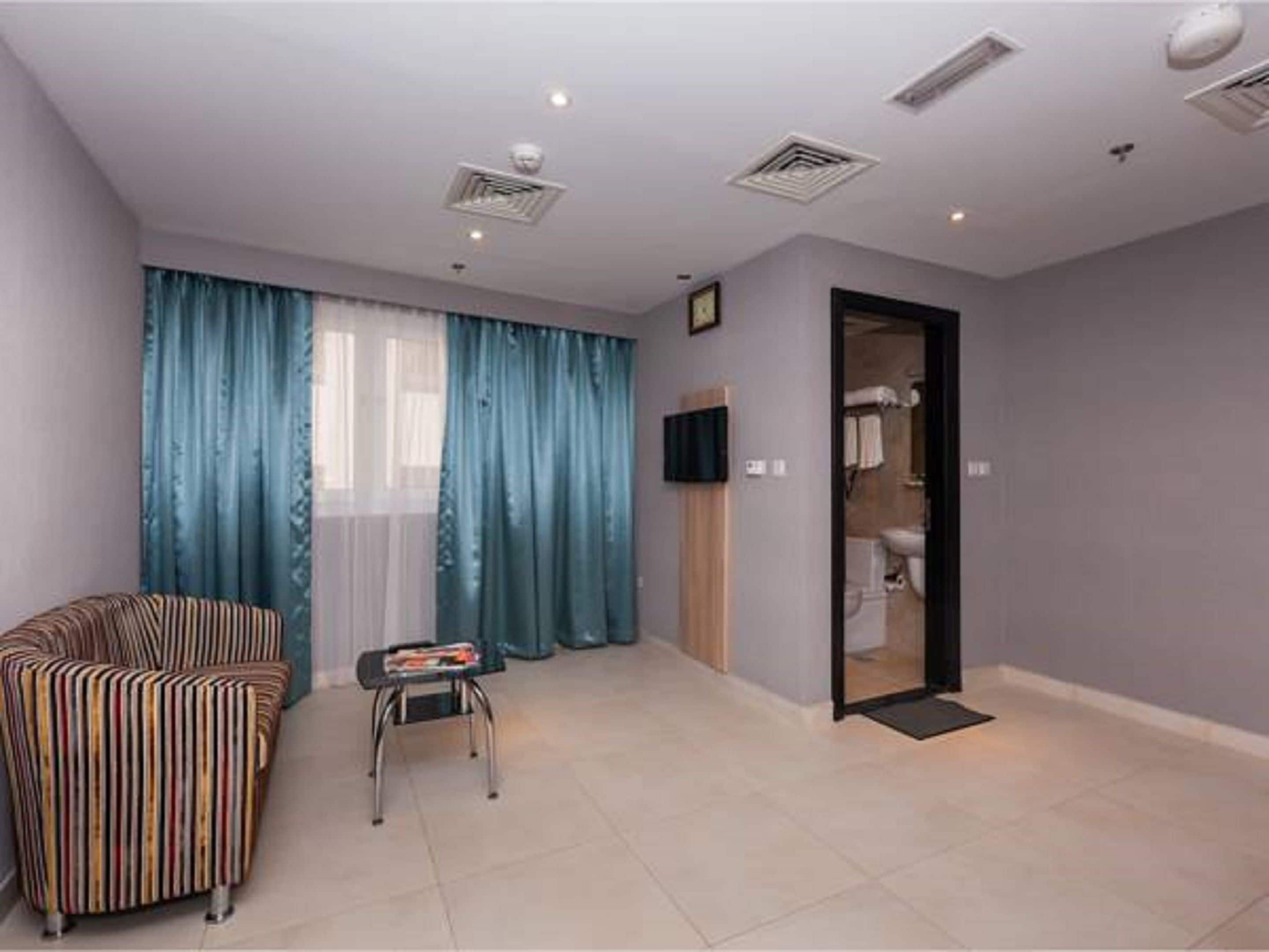 Photo - Florida Square Hotel (Previously known Flora Square Hotel)