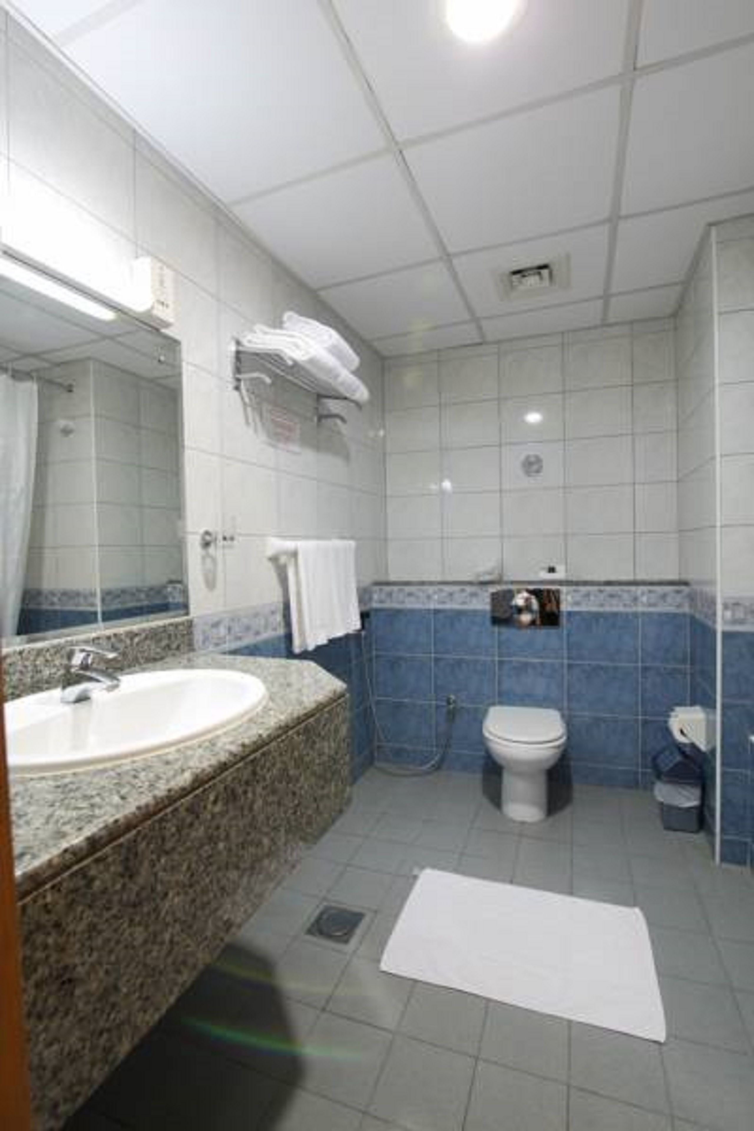 Photo - Florida Square Hotel (Previously known Flora Square Hotel)