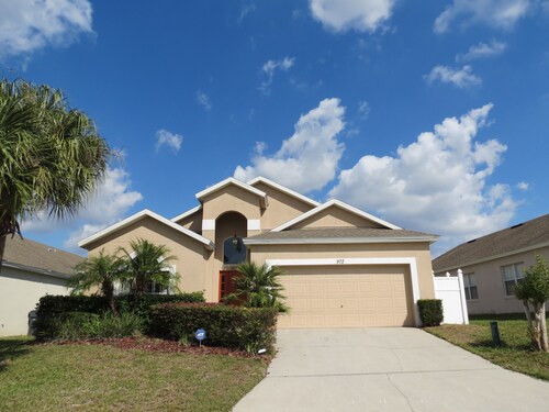 Pool Homes Davenport Area by SVV