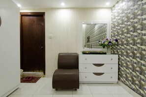 Standard Single Room | Room amenity - Blue Sky 2 (Karachi)