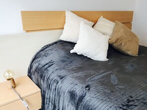 Deluxe Apartment, Kitchenette | Desk, blackout curtains, soundproofing, free WiFi - Pont Bleu (Buenos Aires)