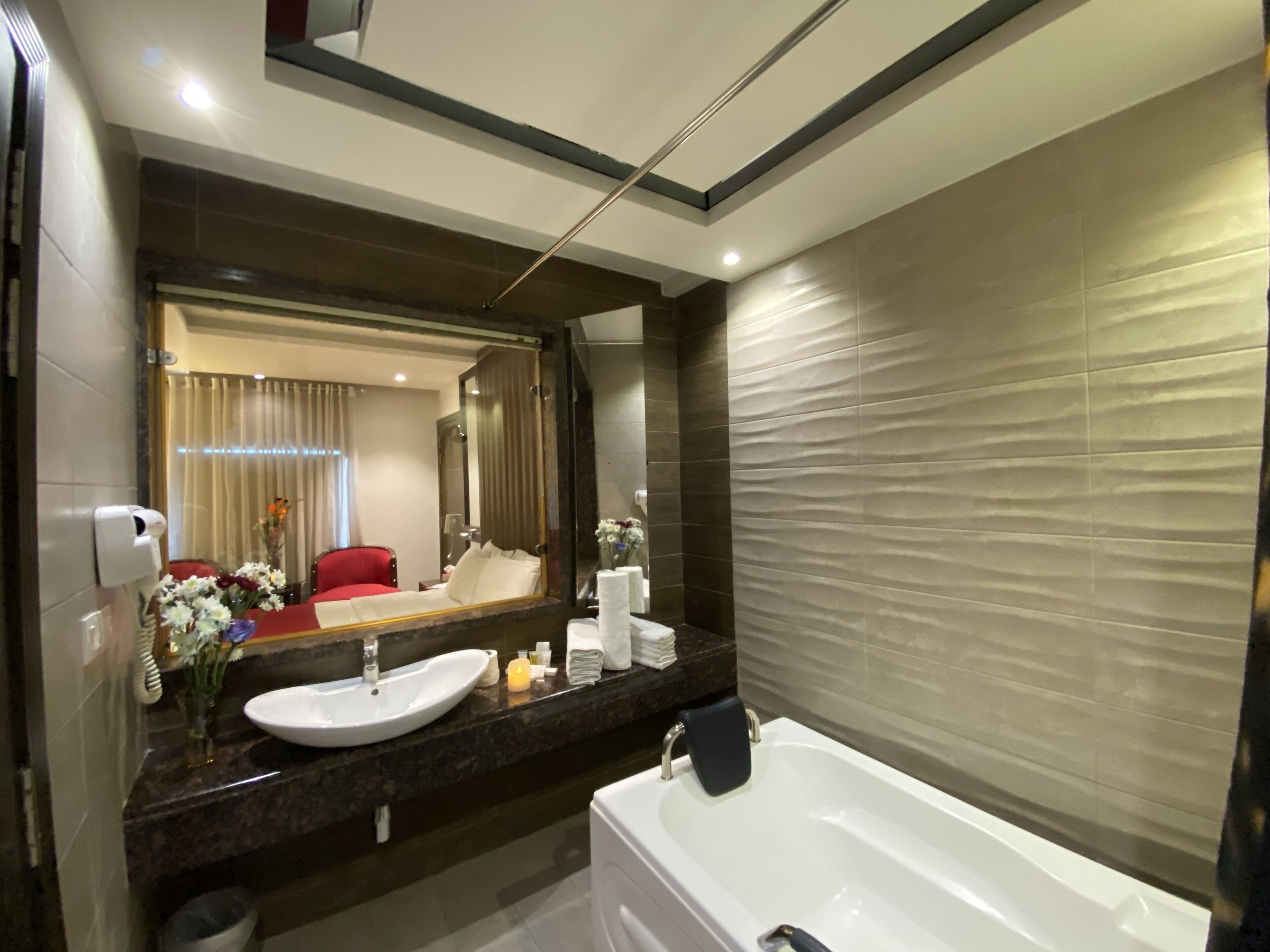 deluxe double room | bathroom | shower, rainfall showerhead, free toiletries, bathrobes