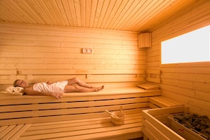 Behandlungsräume für Paare, Sauna, Whirlpool, Dampfbad