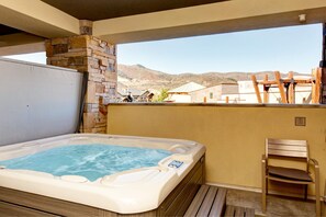 Condo, 2 Bedrooms | Outdoor spa tub