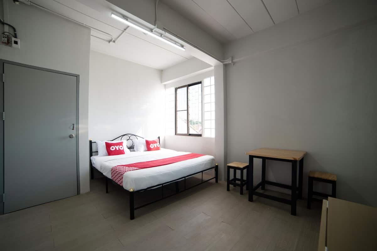 Superior Double Room | Desk, free WiFi, bed sheets