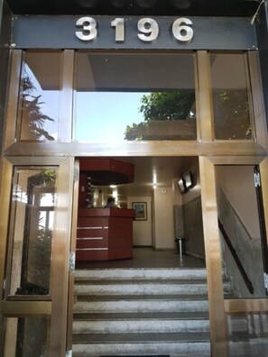 Entrada de la propiedad