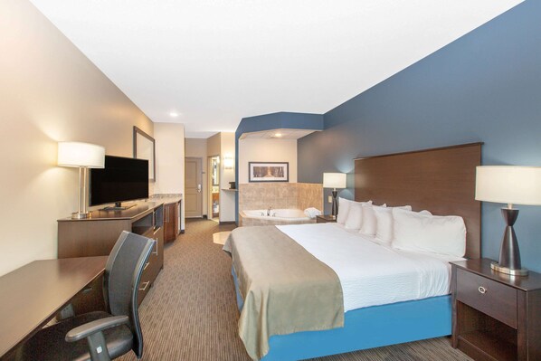 Executive Studio Suite, 1 King Bed, Non Smoking | Desk, blackout drapes, iron/ironing board, free cribs/infant beds - AmericInn by Wyndham Humboldt (Humboldt)