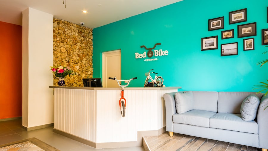 Bed & Bike Curacao Hostel