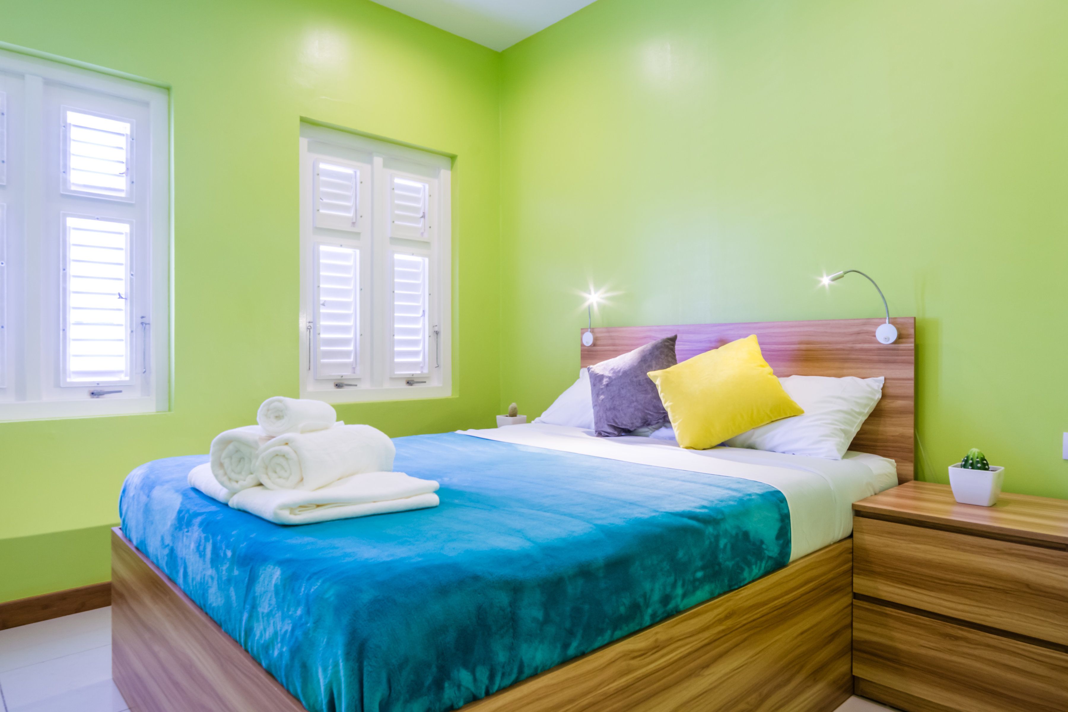 Kamar Double Klasik, 1 Tempat Tidur Queen | Seprai premium, busa memori, Wi-Fi gratis, dan seprai linen