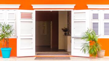 Entrada de la propiedad