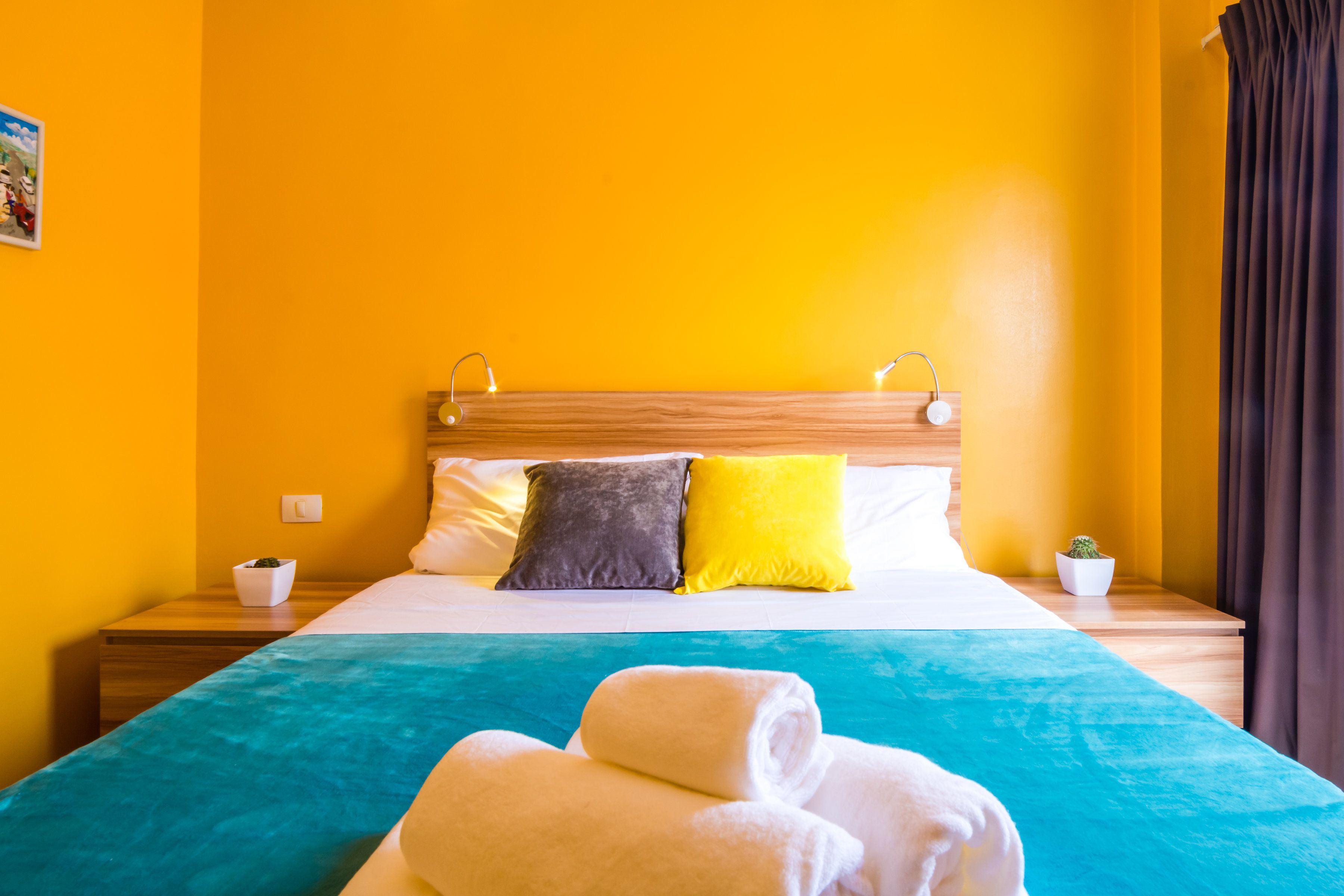 classic double room, 1 queen bed, balcony | premium bedding, memory-foam beds, free wifi, bed sheets