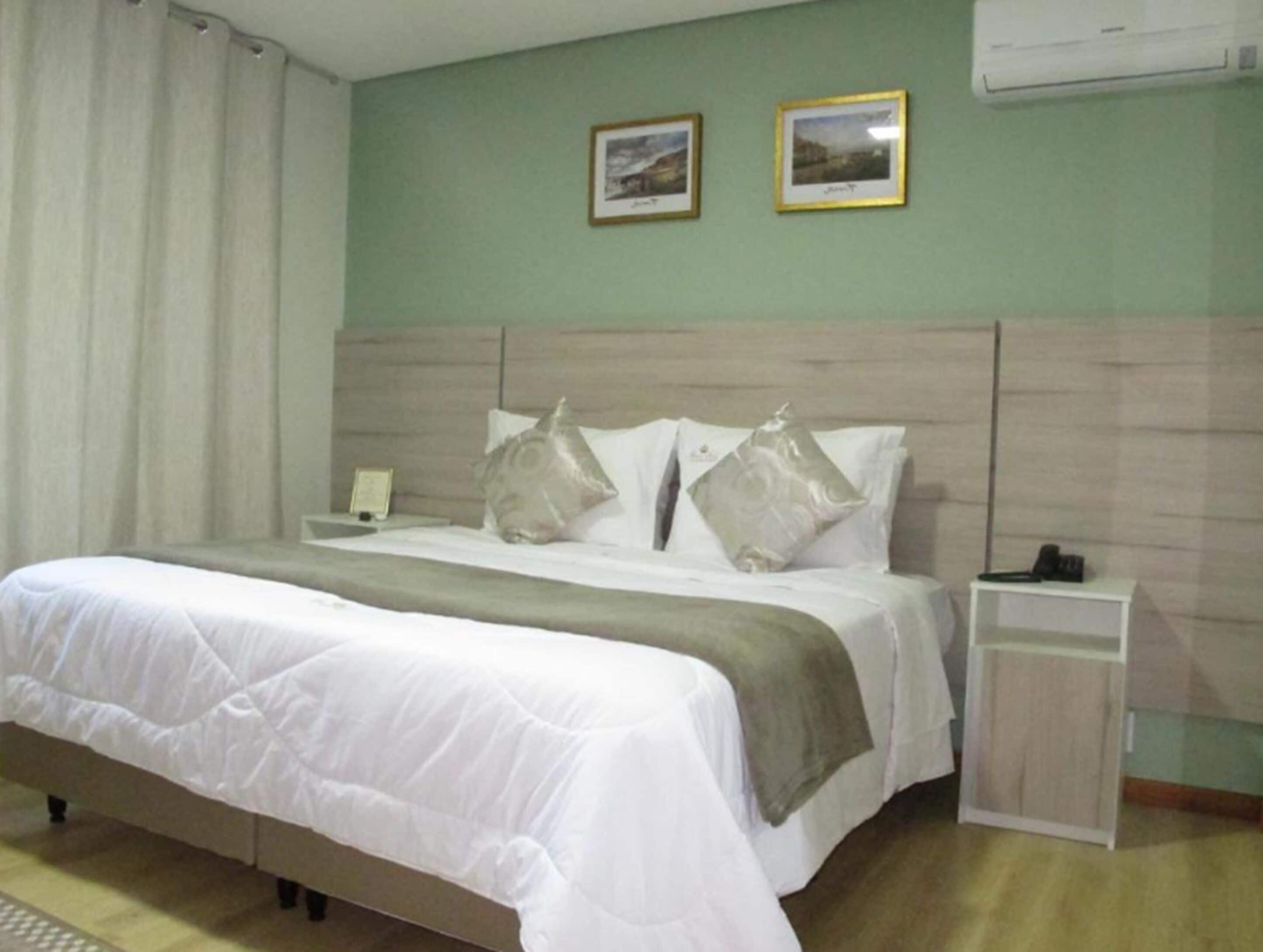 Phòng đôi Superior | Minibar, bàn, màn/rèm cản sáng, truy cập Internet không dây miễn phí 