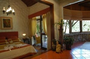 Hypo-allergenic bedding, minibar, individually decorated - Bromelia Sabia & Cia (Teresópolis)