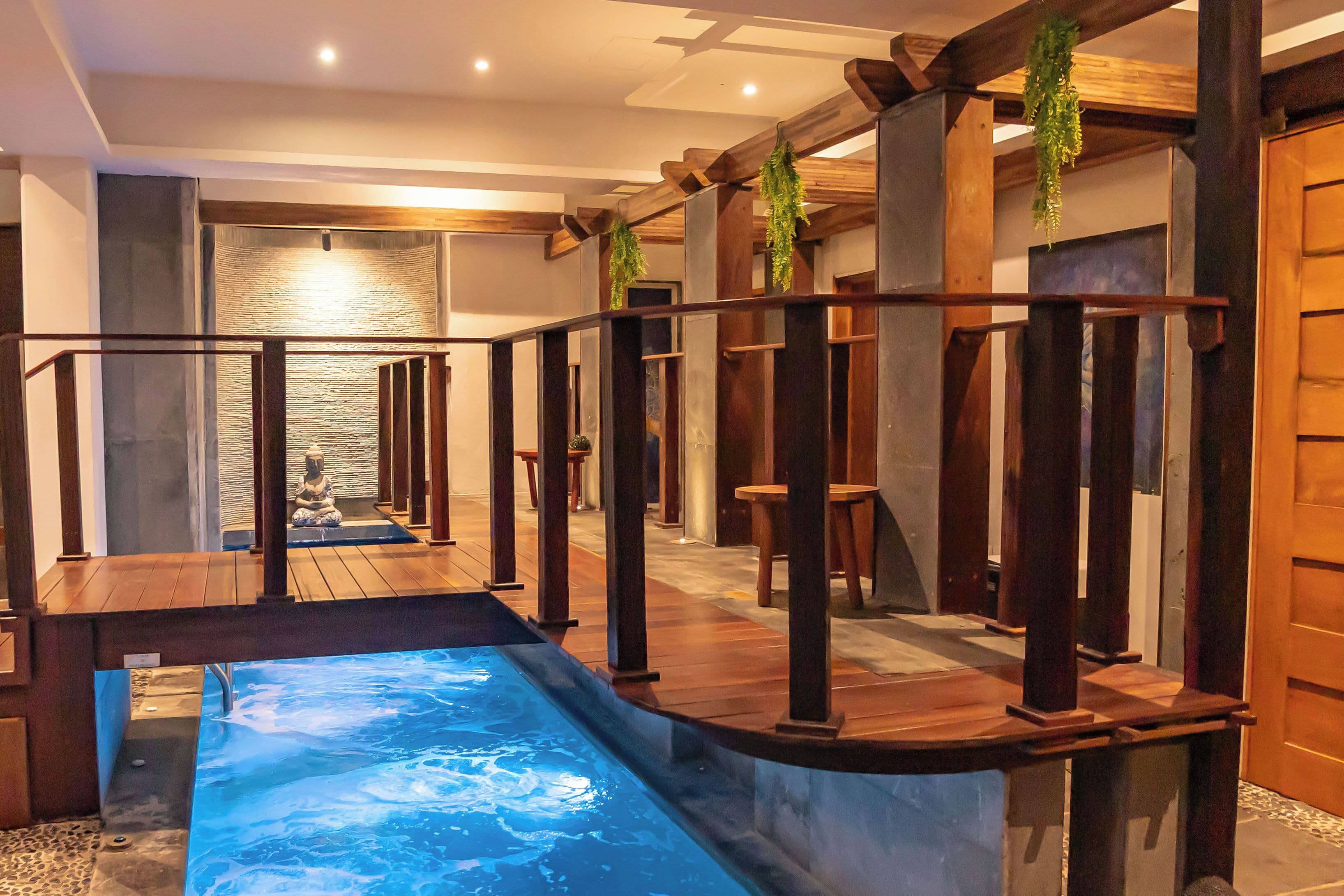 Sauna, spa, bain de vapeur, 1 salle de soins, service de massage