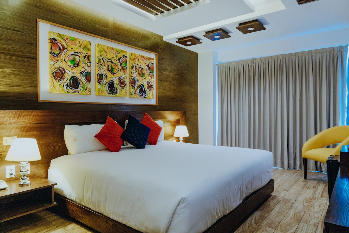Room amenity