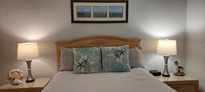 1 bedroom, iron/ironing board, free WiFi, bed sheets -  REAL Beach Front Panoramic View - COUPLES - Pool - North Beach    (Tybee Island)