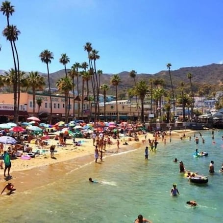 Beach. Hotel Mac Rae