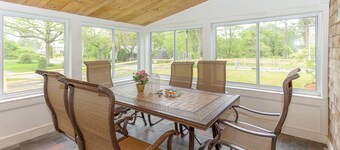 Harwich Port Beach Home,  Wedding Family Delight! 0.3 mile to Beach, AC , BBQ