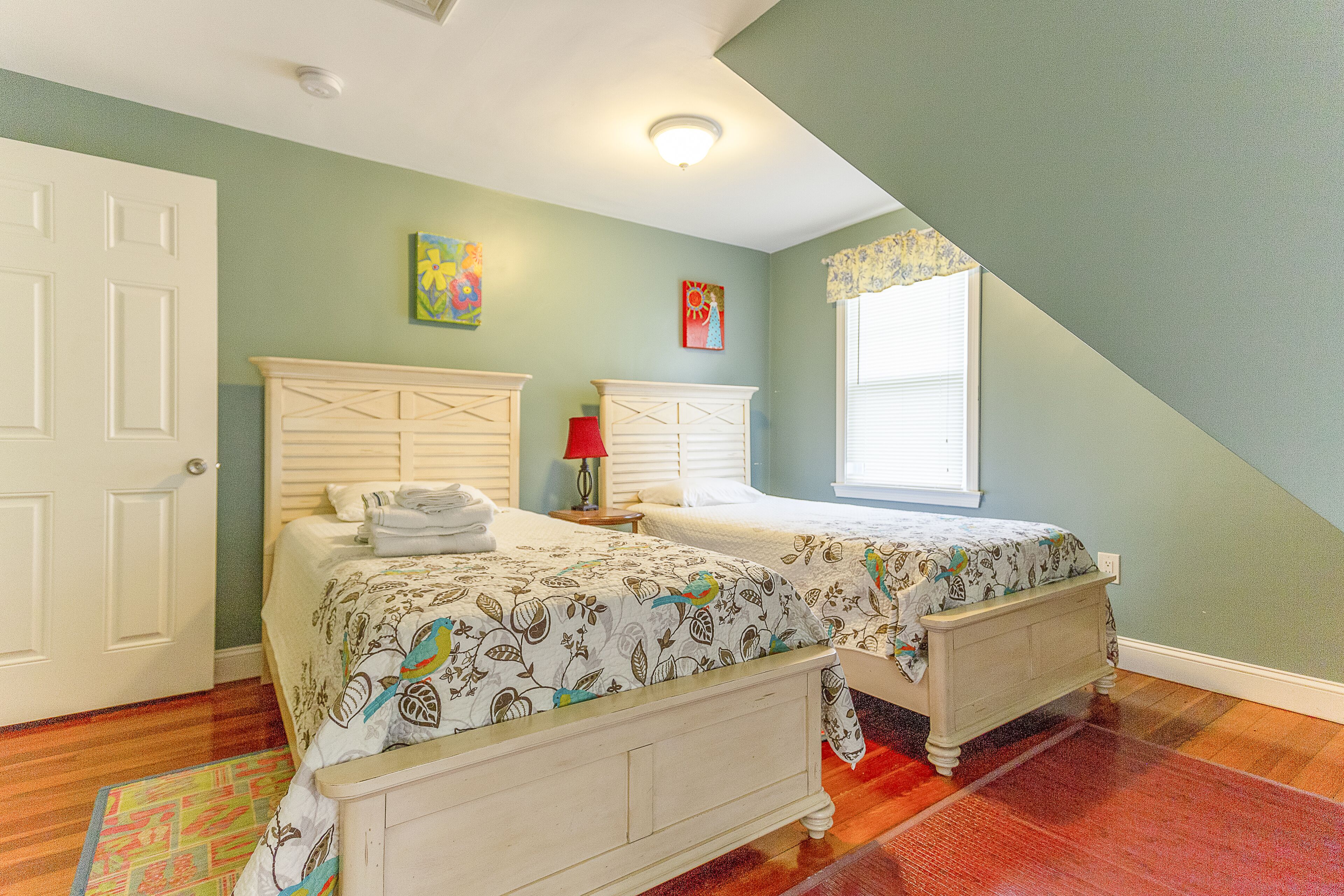 4 bedrooms, iron/ironing board, travel cot, WiFi