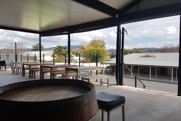 Lunch and dinner served