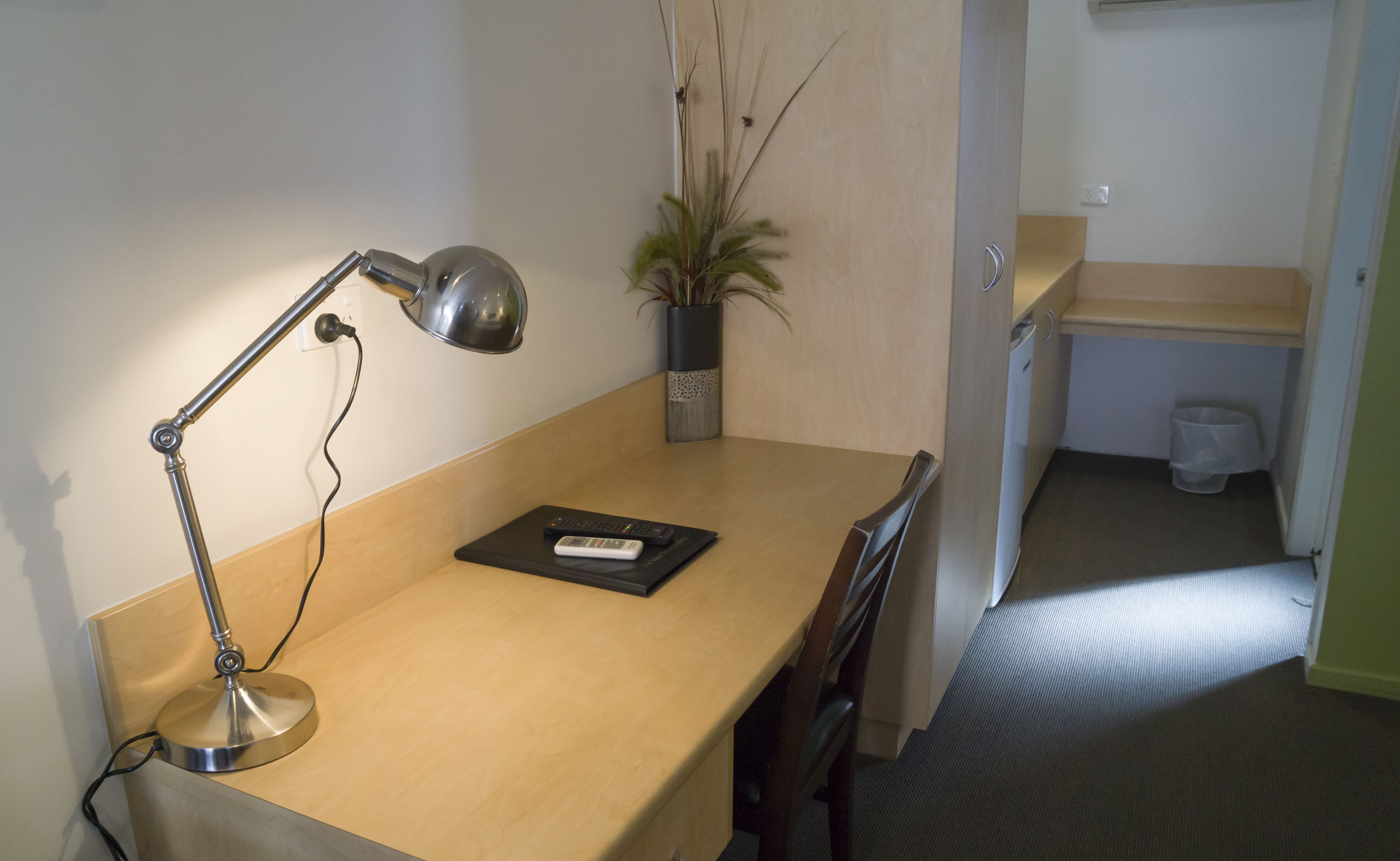 in-room business centre