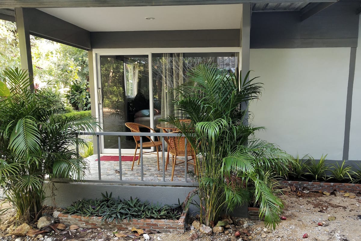 Superior Bungalow | In-room safe, free WiFi