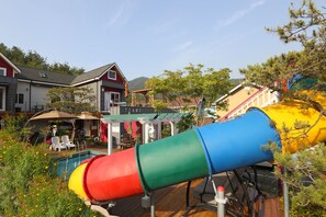 Außenpool (je nach Saison geöffnet)