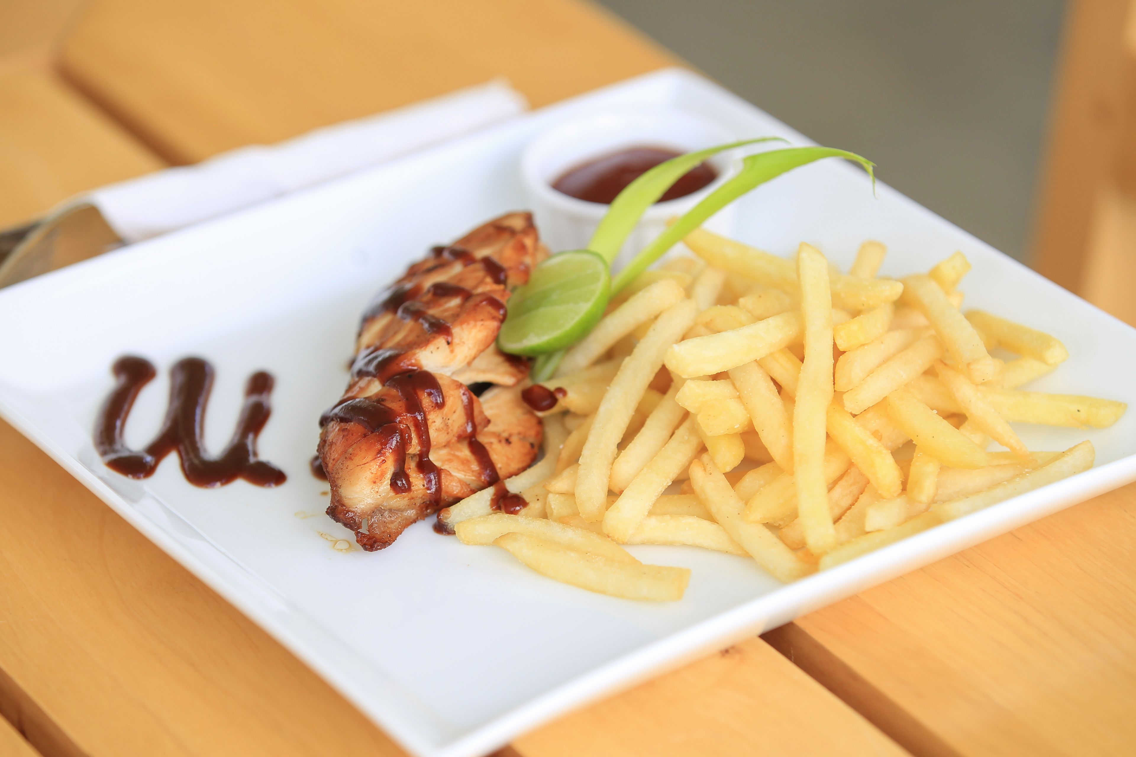 daily full breakfast for a fee